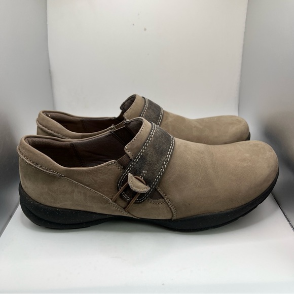 Women’s Clarks Roseville Dot Slip-On Shoes Size 10 - Picture 4 of 10